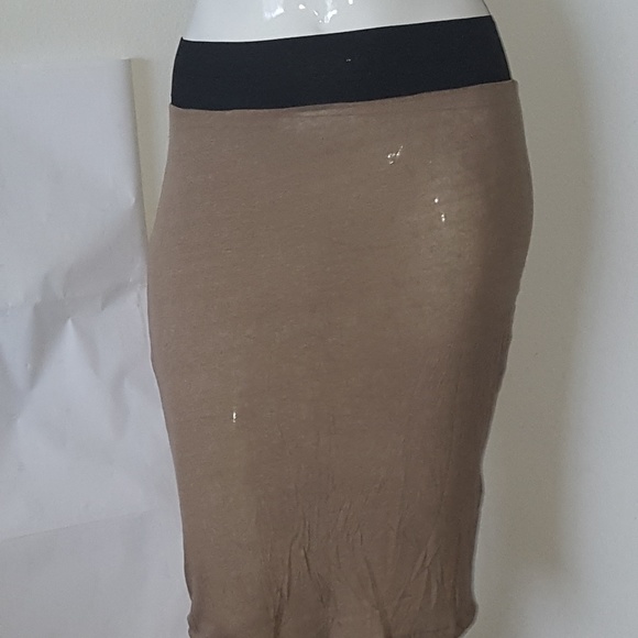 Pencil Skirt with elastic waistband - Picture 4 of 5